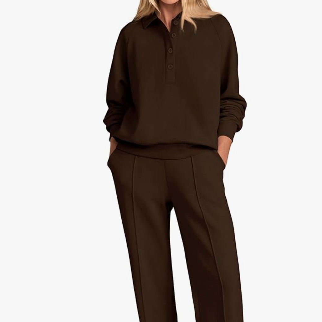 Quarter Button Outfitset - $98